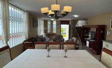 Arriendo casa Independiente sector La y de Puembo