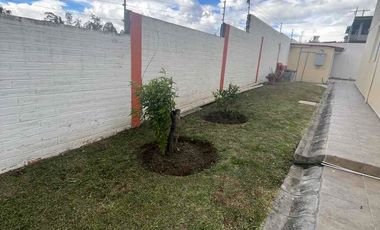 Arriendo casa Independiente sector La y de Puembo