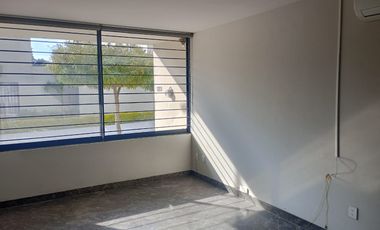 Casa en venta en ZOI Sur | Tlajomulco de Zúñiga a minutos de Galerías Santa Anita