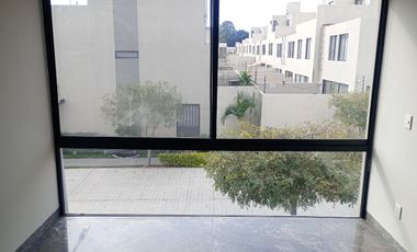 Casa en venta en ZOI Sur | Tlajomulco de Zúñiga a minutos de Galerías Santa Anita