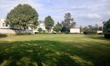 Casa en venta en ZOI Sur | Tlajomulco de Zúñiga a minutos de Galerías Santa Anita