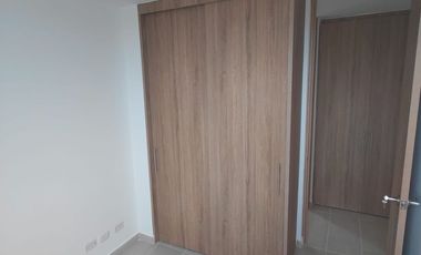 Se arrienda apartamento en Río Alto