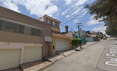 ¡Oportunidad de Inversión! Casa en Remate Bancario Aproveche esta excelente oportunidad de adquisición mediante remate bancario.