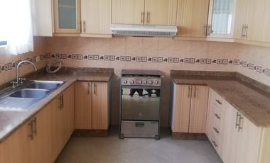 Se Vende casa, 4 habitaciones sector La Armenia.  Valle de los Chillos, Ecuador