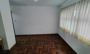 Casa en urbanización Elio, Cercado