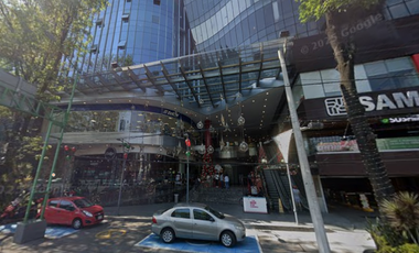 OPORTUNIDAD AMPLIA CASA DOS PLANTAS CON JARDÍN EN LA COL. PERIODISTAS. REMATE BANCARIO