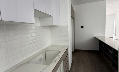 Departamento de Estreno con salida a parque privado Naciones Unidas
