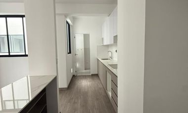 Departamento de Estreno con salida a parque privado Naciones Unidas