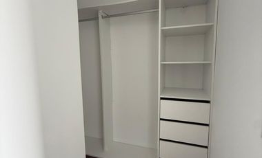 Departamento de Estreno con salida a parque privado Naciones Unidas
