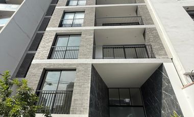 Departamento de Estreno con salida a parque privado Naciones Unidas