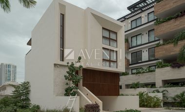 Casa en Venta, La Marina, Puerto Cancún