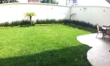 Jardines en la Montaña residencia moderna en renta