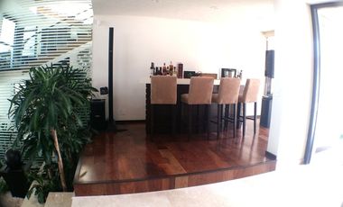 Jardines en la Montaña residencia moderna en renta