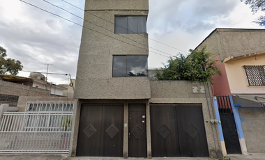 Casa en Venta en Constitución de 1917 Iztapalapa CDMX