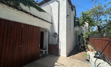 Casa Comercial 6 Privados 3 Baños Y Estacionamientos. Ñuñoa