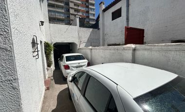 Casa Comercial 6 Privados 3 Baños Y Estacionamientos. Ñuñoa