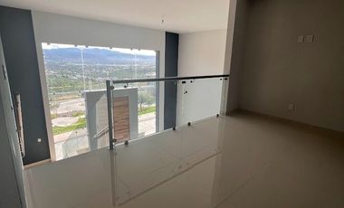 RENTA DE CASA DE 4 RECAMARAS EN ZANDA VISTA ESPECTACULAR