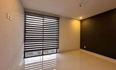 RENTA DE CASA DE 4 RECAMARAS EN ZANDA VISTA ESPECTACULAR