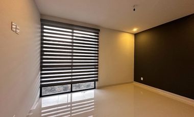 RENTA DE CASA DE 4 RECAMARAS EN ZANDA VISTA ESPECTACULAR