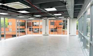Oficina en venta en Santa Maria de los Angeles, Poblado