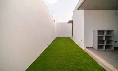 CASA EN VENTA DE UN PISO AL NORTE DE AGUASCALIENTES NO COTO CERCA DEL TEC