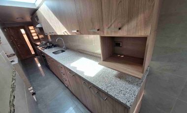 Hermosa Casa 3 Dormitorios, 2 baños, 2 Estacionamientos