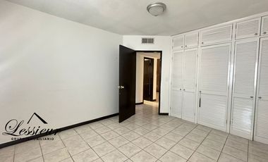 CASA EN RENTA 4 RECAMARAS, 3.5 BAÑOS, CERCA DEL CONSULADO AMERICANO