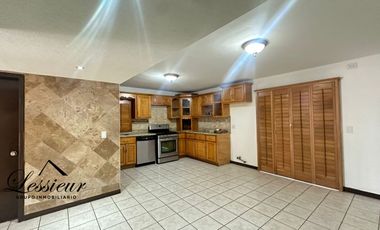 CASA EN RENTA 4 RECAMARAS, 3.5 BAÑOS, CERCA DEL CONSULADO AMERICANO