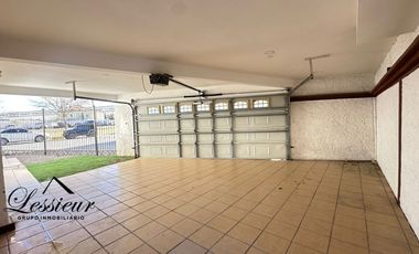 CASA EN RENTA 4 RECAMARAS, 3.5 BAÑOS, CERCA DEL CONSULADO AMERICANO