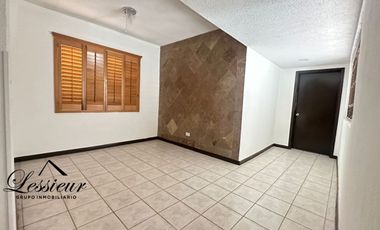 CASA EN RENTA 4 RECAMARAS, 3.5 BAÑOS, CERCA DEL CONSULADO AMERICANO