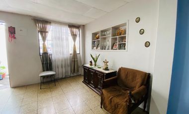 Casa en la Alborada 13ava etapa en Avenida Francisco de Orellana se vende