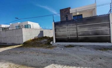 preciosa casa en venta con terreno adjunto