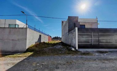 preciosa casa en venta con terreno adjunto