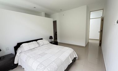 EN VENTA CASA DE LINDO DISEÑO Y PISCINA EN CONDOMINIO PRIVADO PASO CHICO