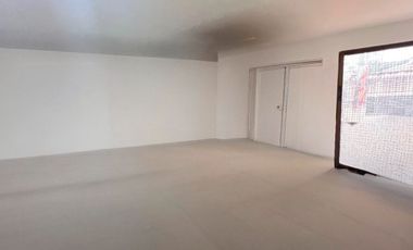 Oficina en Arriendo en Avenda Las Vegas Sabaneta Antioquia