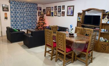 CASA EN VENTA EN GRANJAS BANTHI