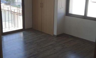 Departamento en renta de una recámara y estudio.