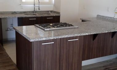 Departamento en renta de una recámara y estudio.