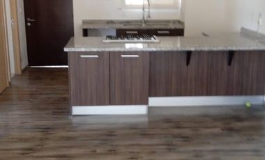 Departamento en renta de una recámara y estudio.