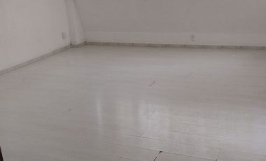 OFICINA DE 30m² EN RENTA