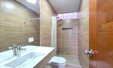 VENTA DEPARTAMENTO TRIPLEX EN SURCO - A 3 CUADRAS DE PLAZA VEA CHACARILLA