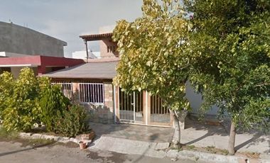 Casa de 2niveles con Terraza en Sol del Pacifico