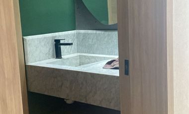 OFICINA EJECUTIVA AMUEBLADA EN COL. LA PAZ