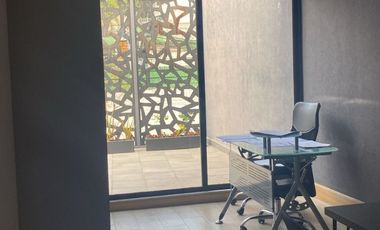 OFICINA EJECUTIVA AMUEBLADA EN COL. LA PAZ