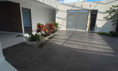 casa en venta campo de golf tres Marías