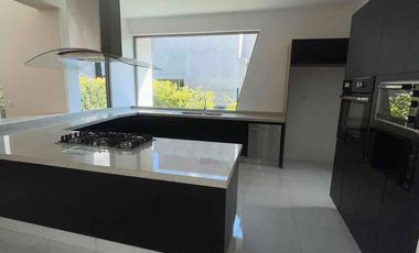 casa en venta campo de golf tres Marías