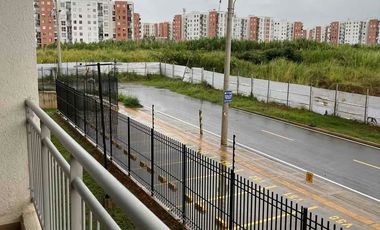 LINDO APARTAMENTO EN  ALQUILER VALLE DEL LILI BELLATERRA AQUARIS