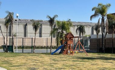 RENTA DE CASA NUEVA DIAGONAL DEFENSORES DE LA REPUBLICA PUEBLA