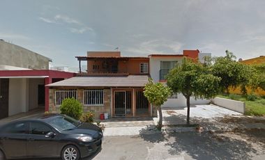 Casa En Venta En Sol Del Pacífico, Manzanillo, Colima. CLG1