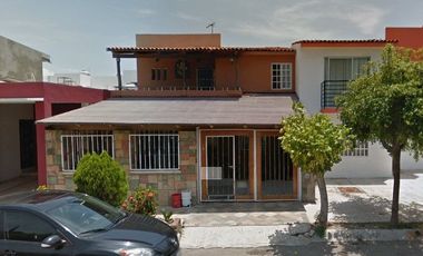 Casa En Venta En Sol Del Pacífico, Manzanillo, Colima. CLG1